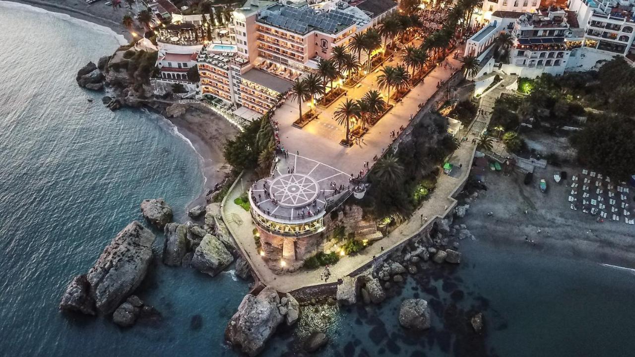 Blue Horizon Luxury Apartment Nerja Dış mekan fotoğraf