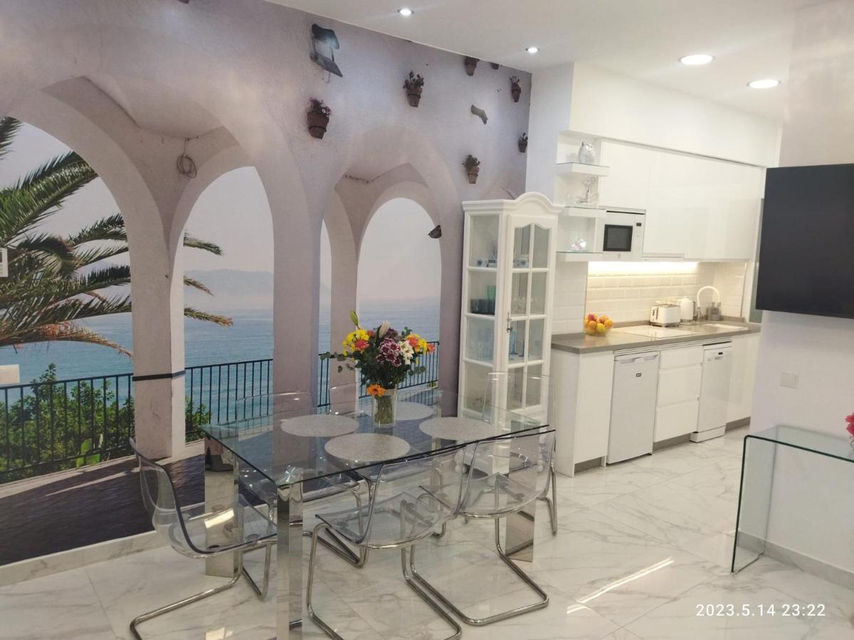 Blue Horizon Luxury Apartment Nerja Dış mekan fotoğraf