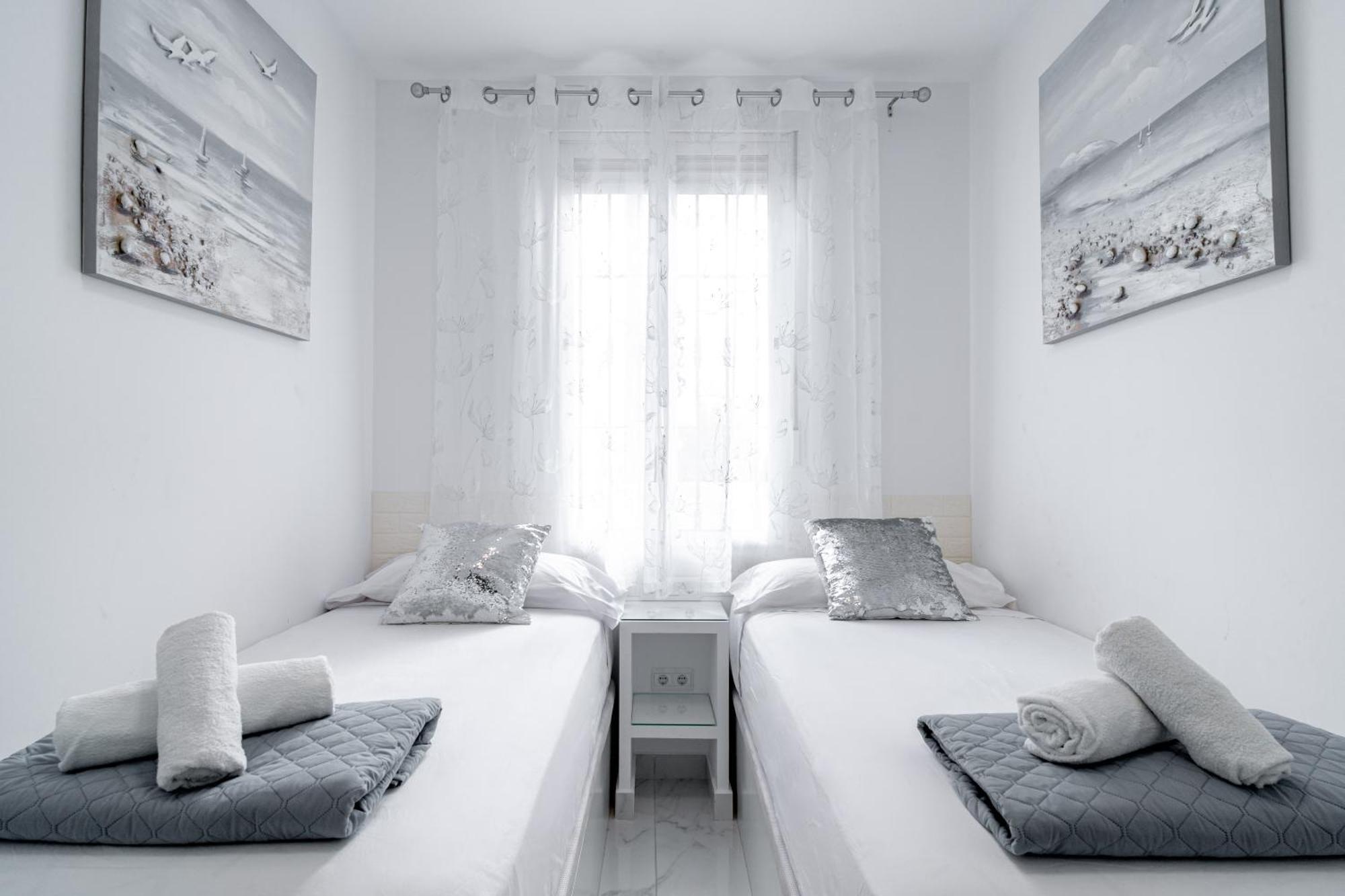 Blue Horizon Luxury Apartment Nerja Dış mekan fotoğraf