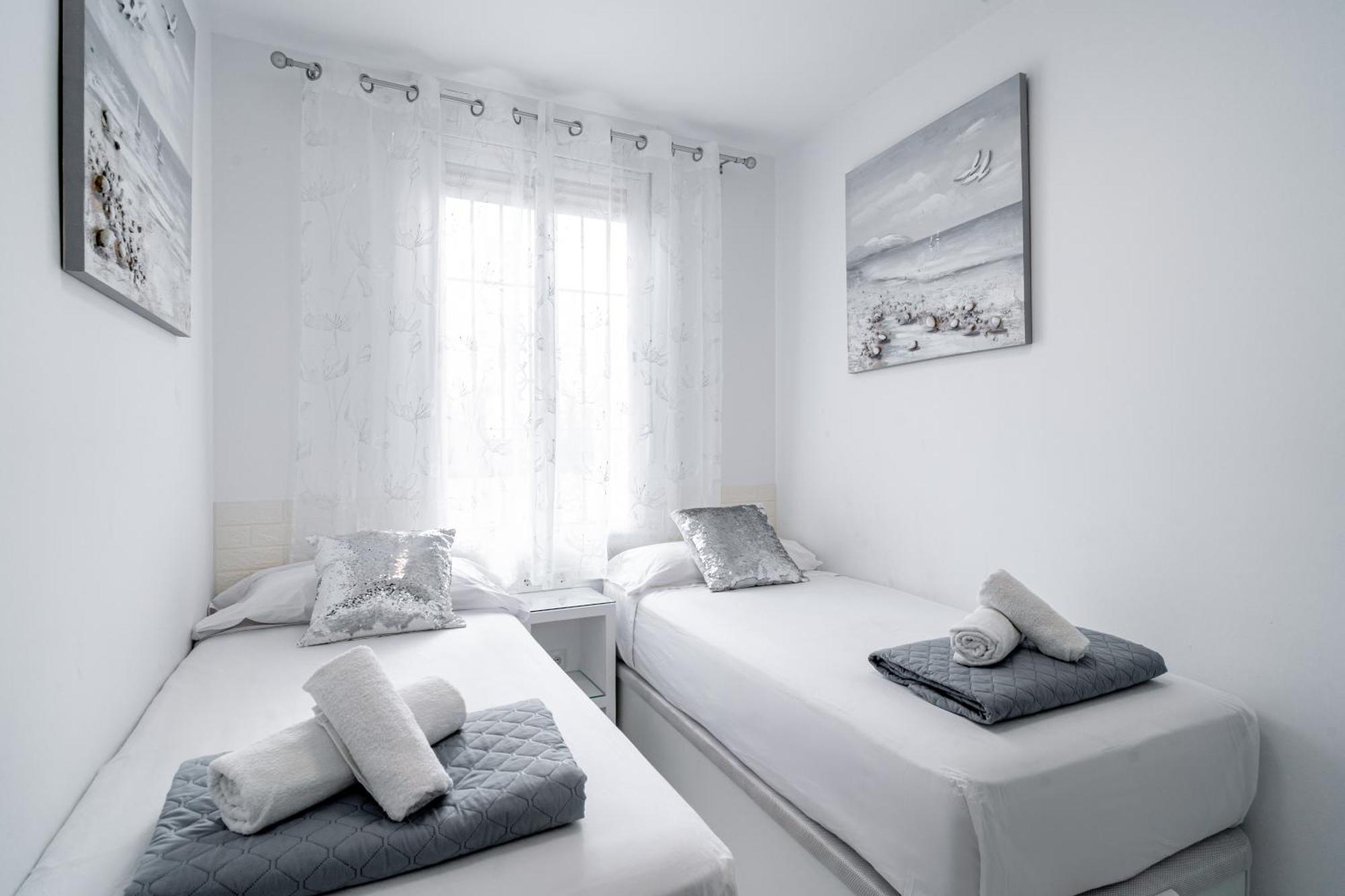 Blue Horizon Luxury Apartment Nerja Dış mekan fotoğraf