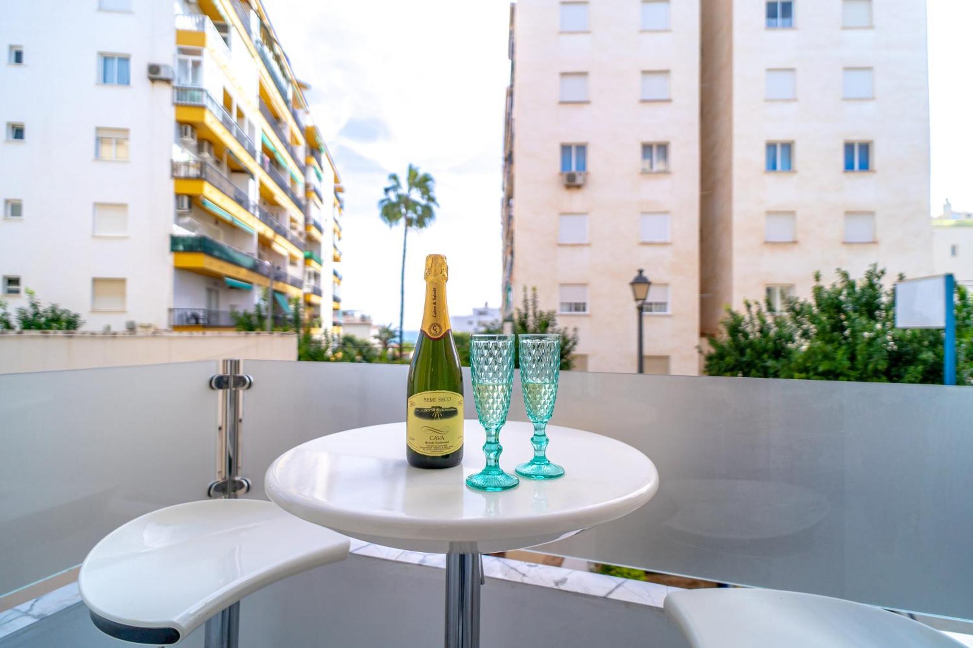 Blue Horizon Luxury Apartment Nerja Dış mekan fotoğraf