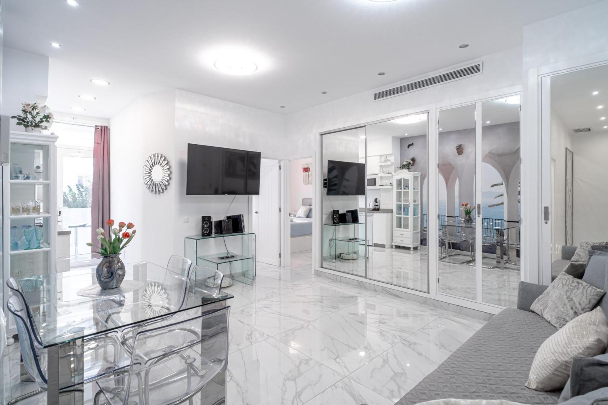 Blue Horizon Luxury Apartment Nerja Dış mekan fotoğraf